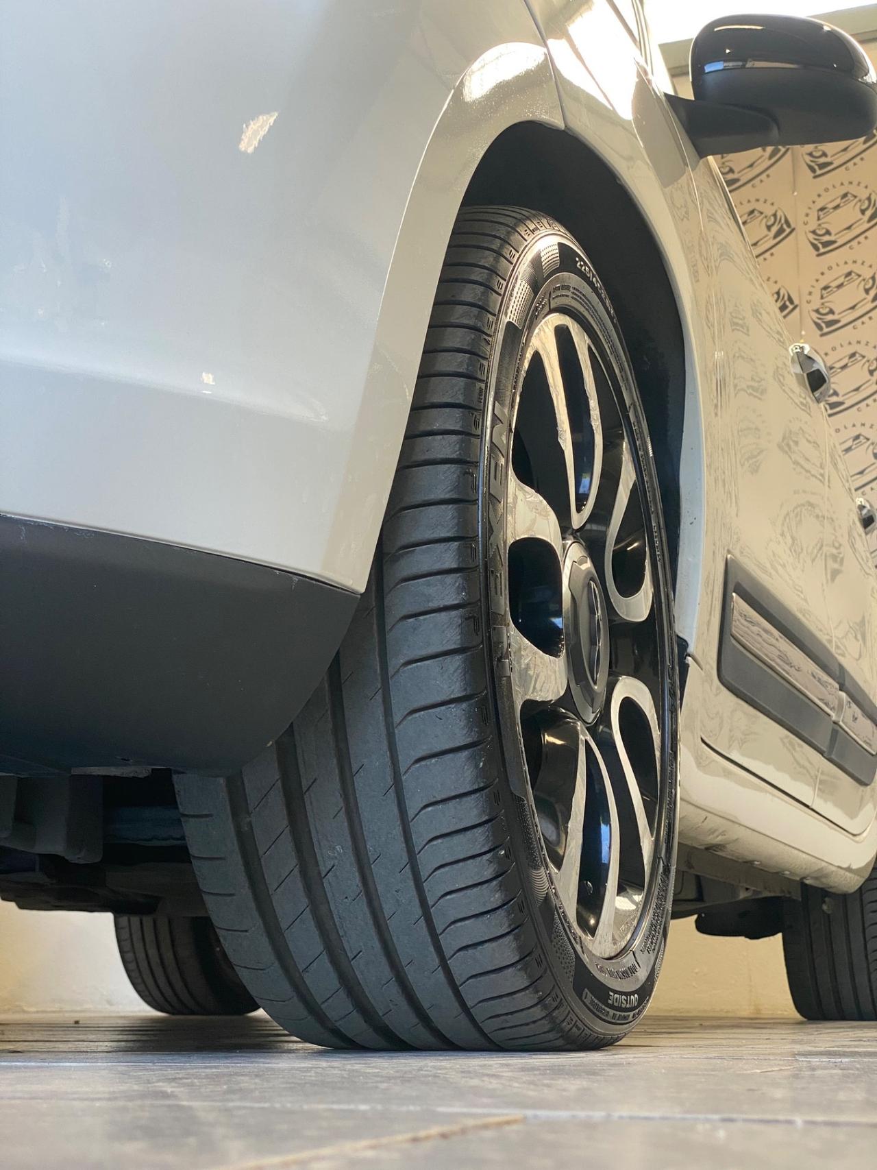 Fiat 500L 1.3 Multijet 85 CV Dualogic Lounge