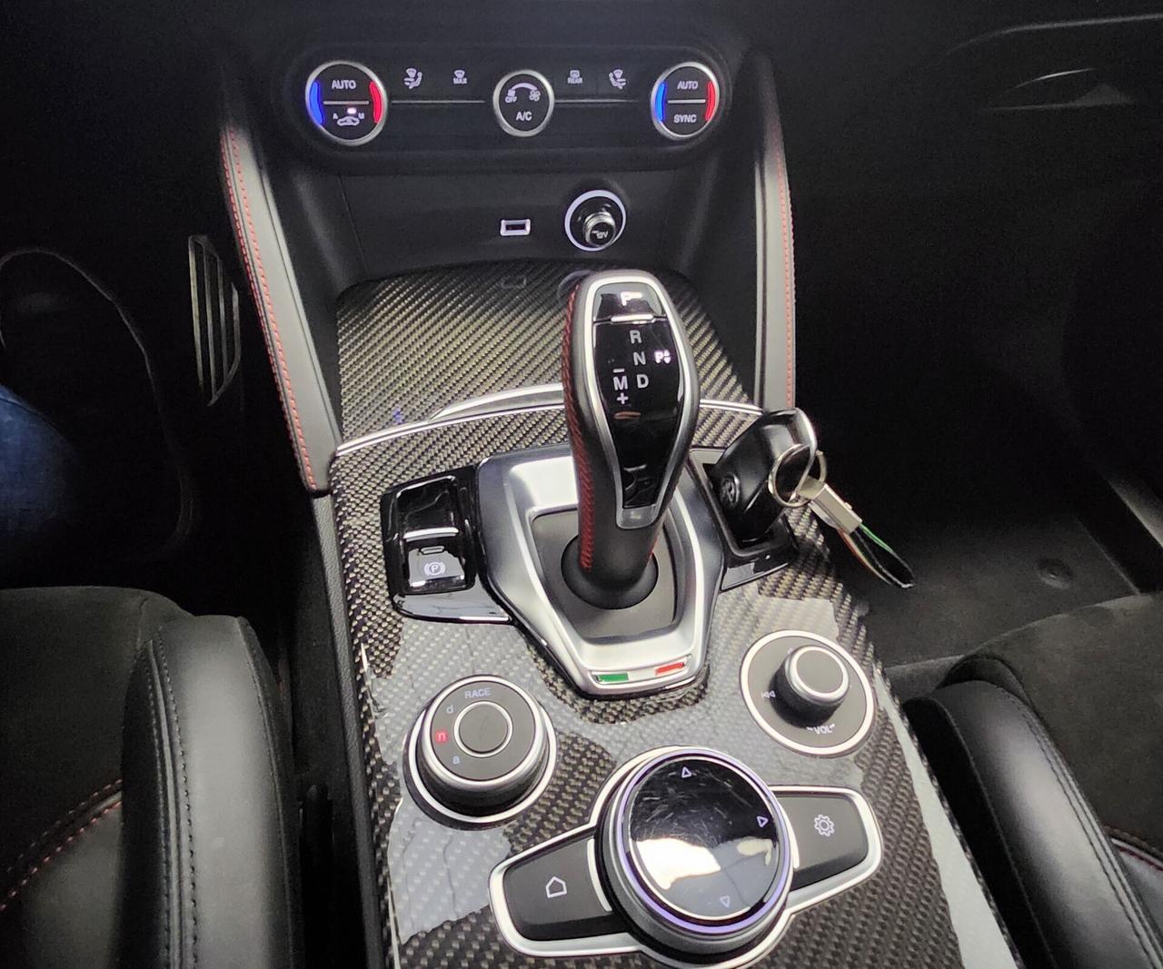 Alfa Romeo Stelvio 2.9 Bi-Turbo V6 510 CV AT8 Quad