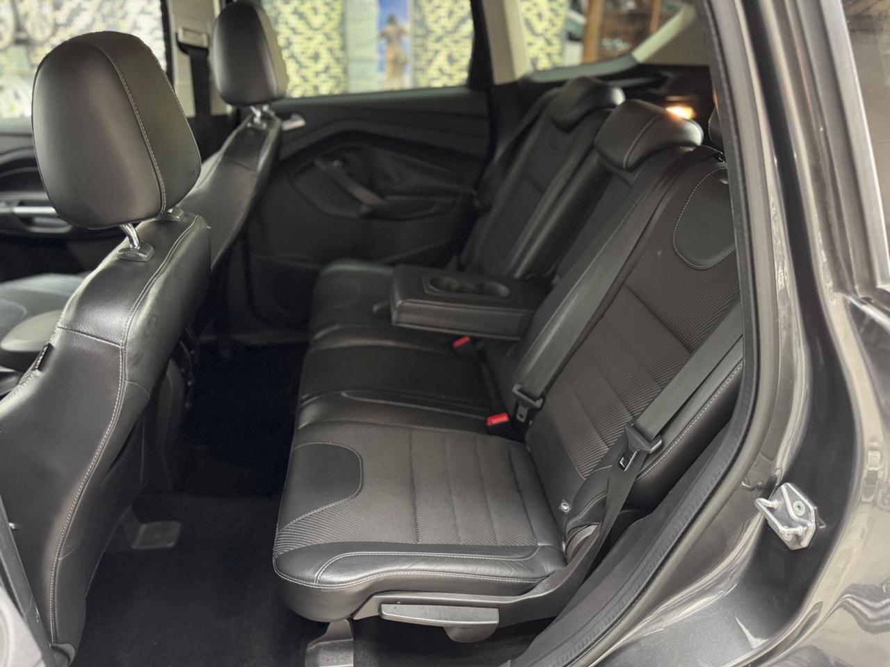 Ford Kuga 2.0 TDCI 180 CV S&S 4WD Powershift Titanium X