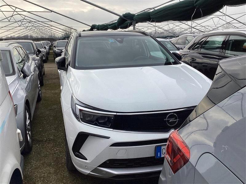Opel Grandland 1.5 DIESEL ECOTEC 131CV AUT. ULTIMATE ( FARI LED - TELECAMERA POST. PDC NAVI )