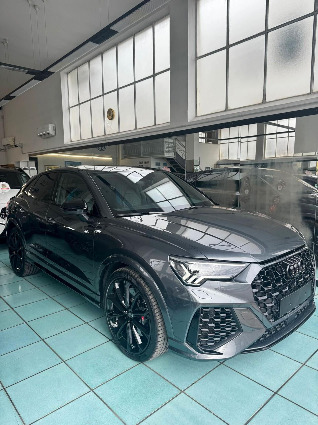 Audi Q3 RS SPB quattro S tronic Sline