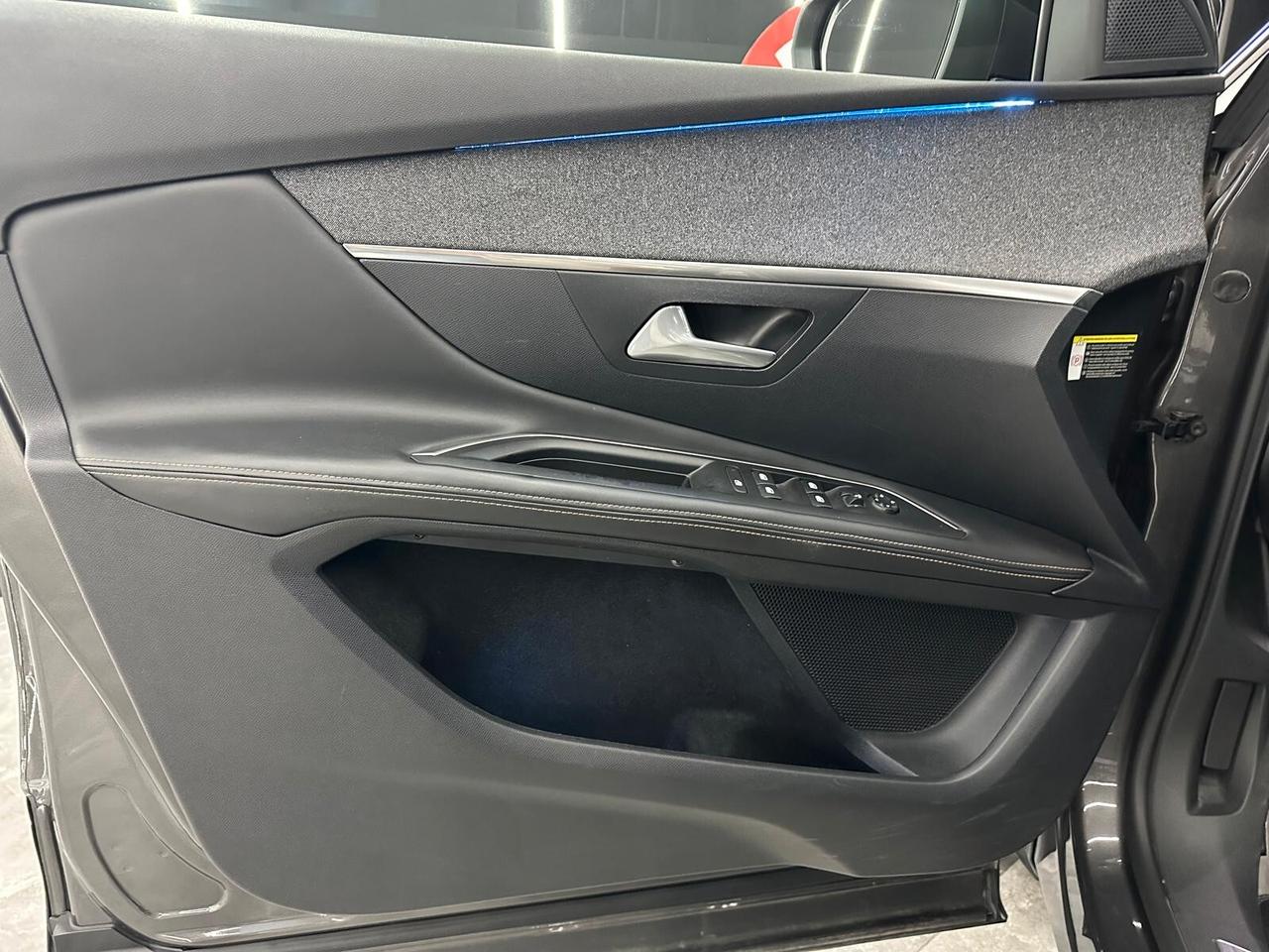 Peugeot 3008 BlueHDi 150 S&S Business