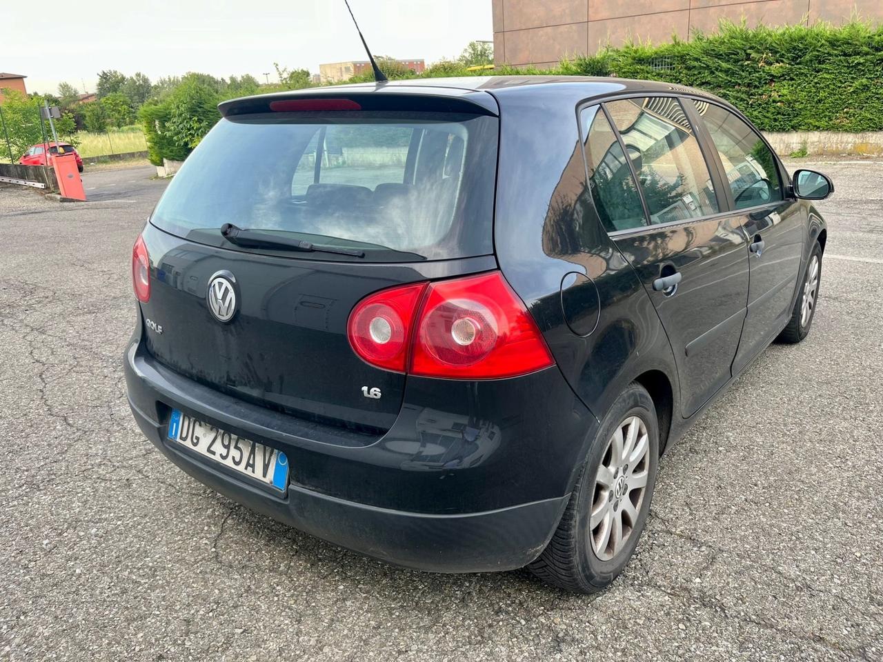 VW Golf 1.6GPL 2007 196.000km perfettamente funzionante