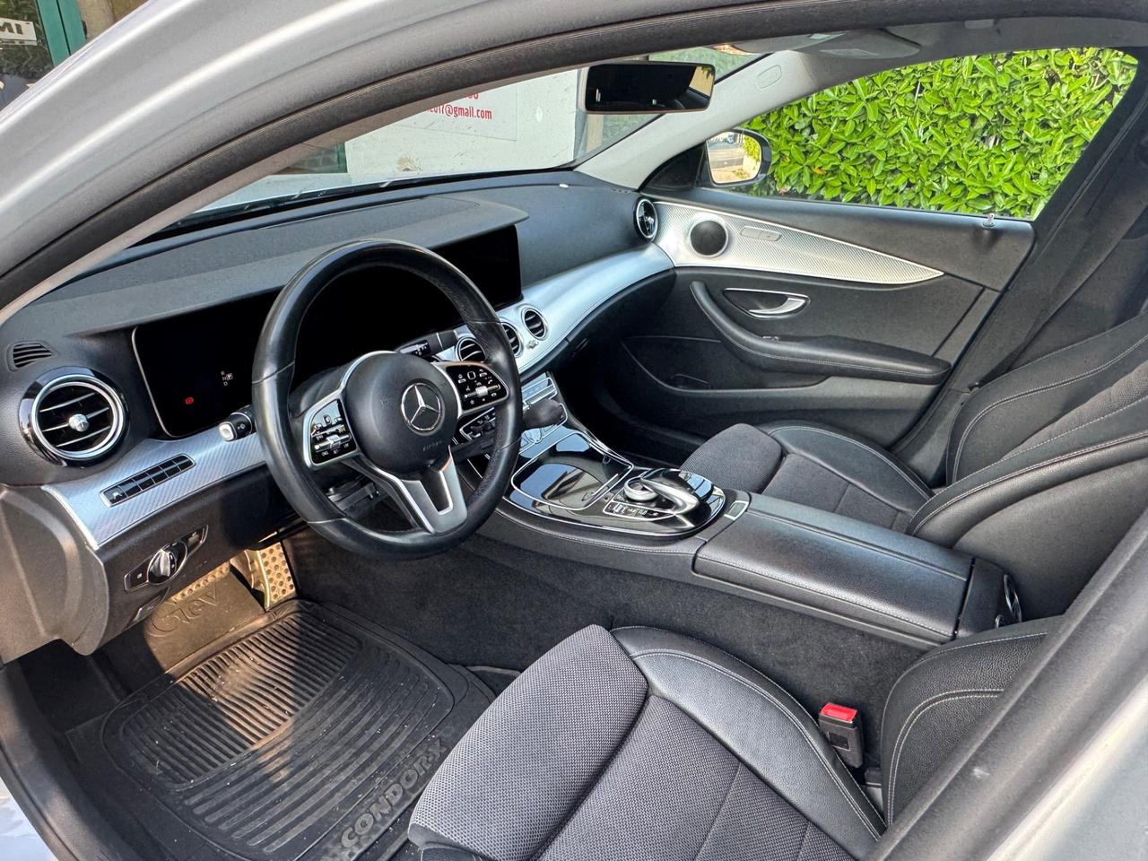 Mercedes-benz E 220 d Auto Premium Plus