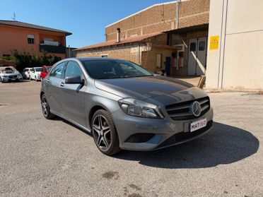 MERCEDES A 200 + KORANDO (leggere )