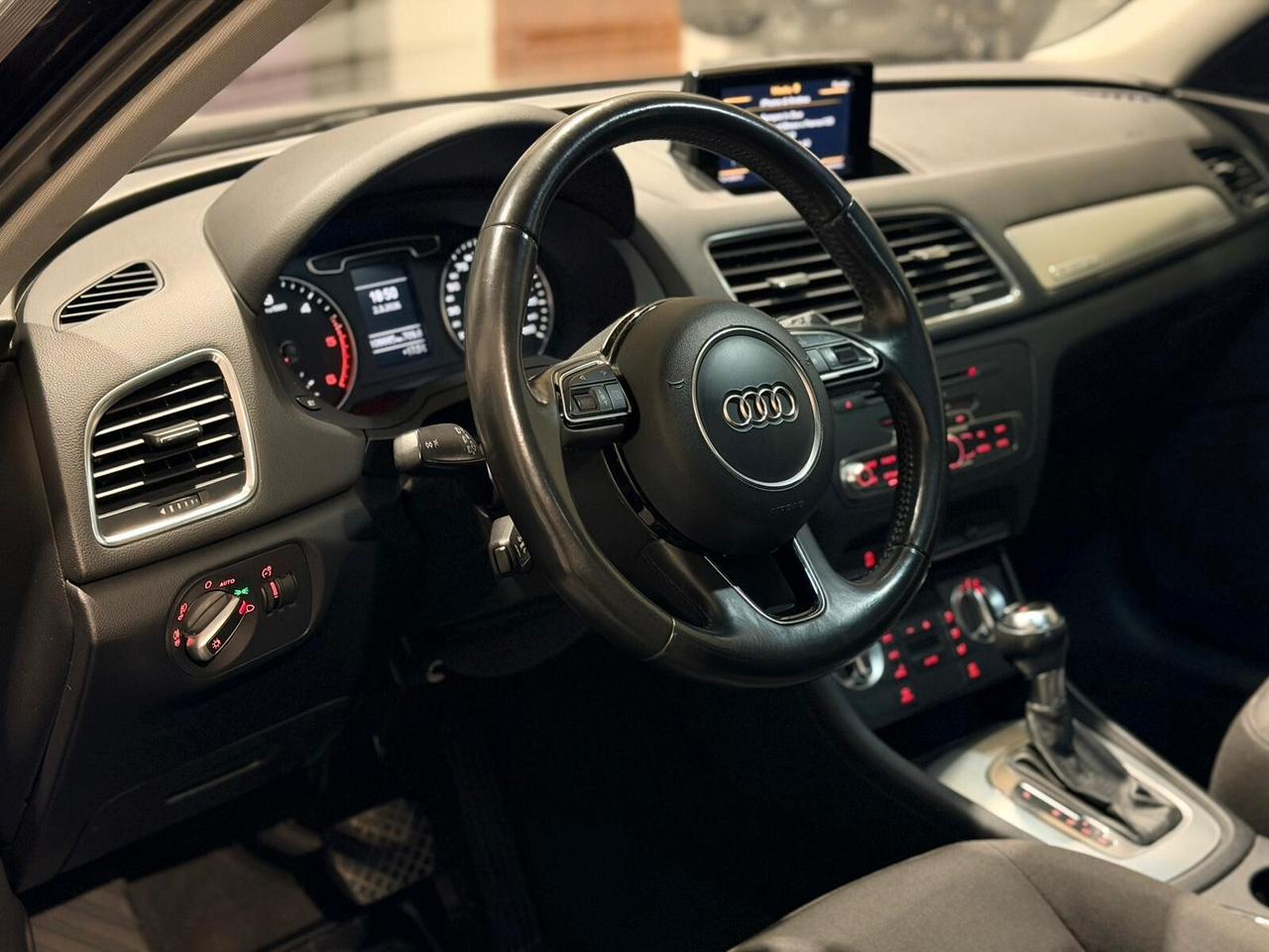 Audi Q3 2.0 TDI 177 CV quattro S tronic Line Edition