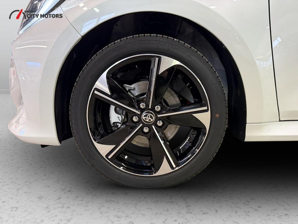 Toyota Yaris 1.5 Hybrid 130 Lounge E-CVT