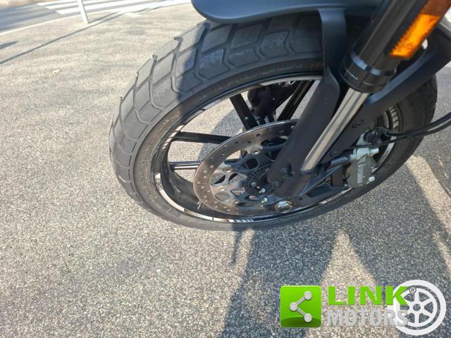 DUCATI Scrambler 800 IKON DARK