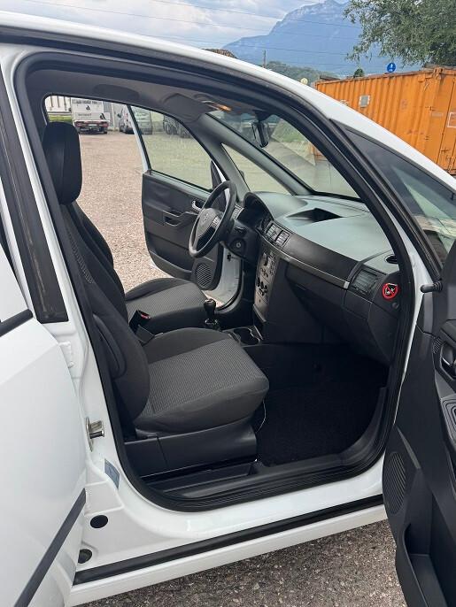 Opel Meriva serie 1.4 Benz 66 KW Cosmo