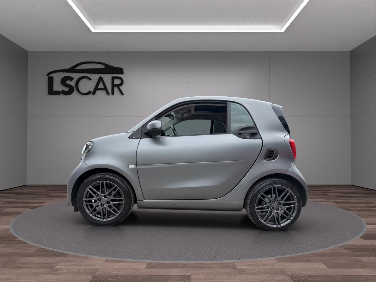 smart forTwo Allestimento BRABUS - Unipro - Promo Finanziamento - Tetto panoramico - LED