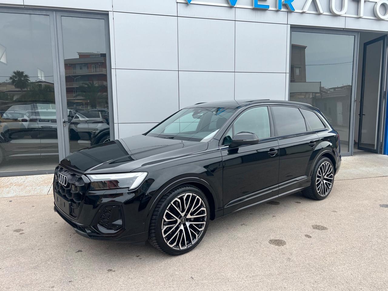 Audi Q7 45 Sline quattro possibilità noleggio noscoring