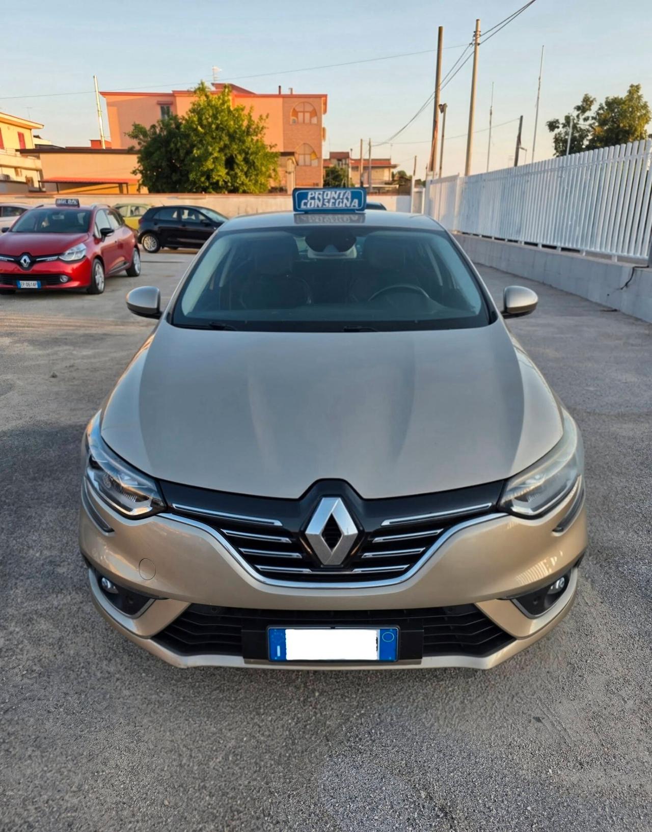 Renault Megane Mégane dCi 8V 110 CV EDC Energy Bose