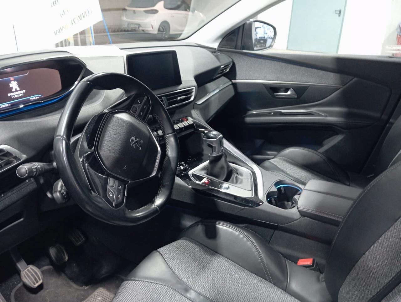 Peugeot 3008 BlueHDi 130 S&S Allure