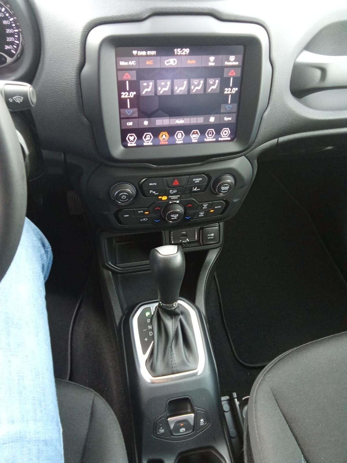 Jeep Renegade 1.5 Turbo T4 MHEV Upland