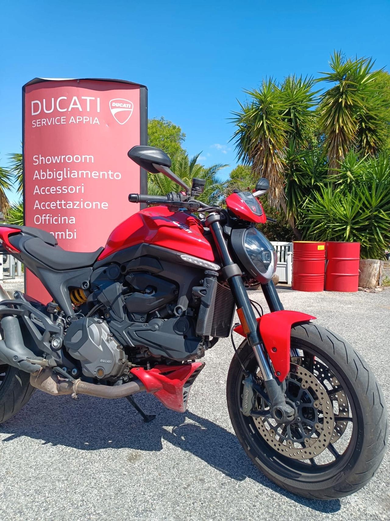 Ducati Monster 937 RED