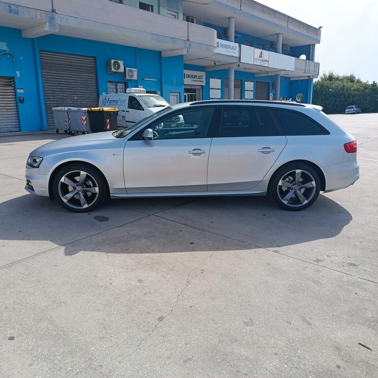 Audi A4 Avant 2.0 TDI 177 CV quattro S tronic edition