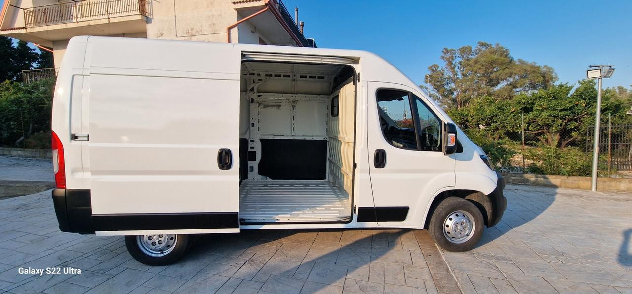 Peugeot Boxer 330 2.0 BlueHDi 130CV PC-TN Furgone