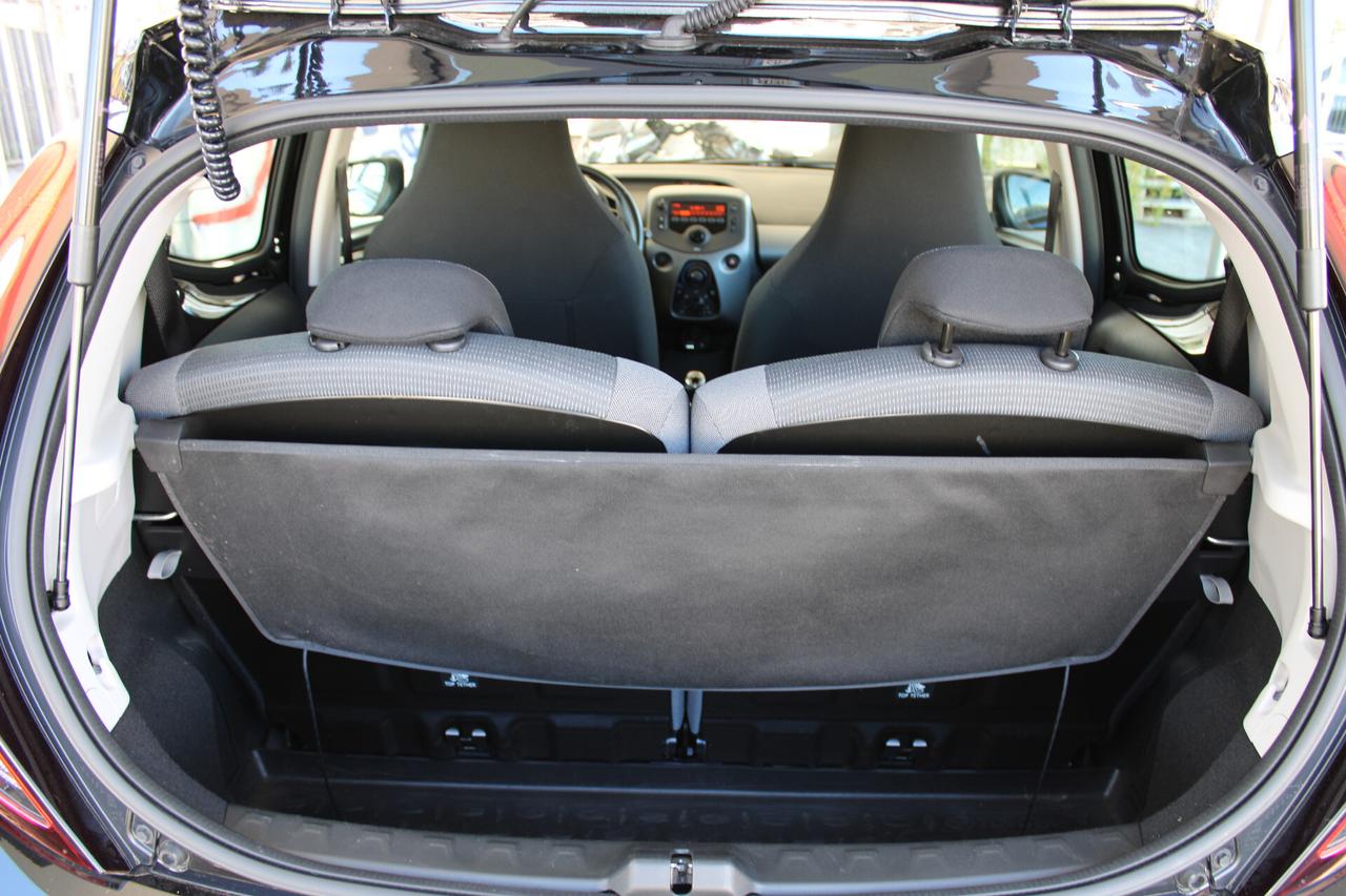 Toyota Aygo Connect 1.0 VVT-i 72 CV 5 porte x-clusiv