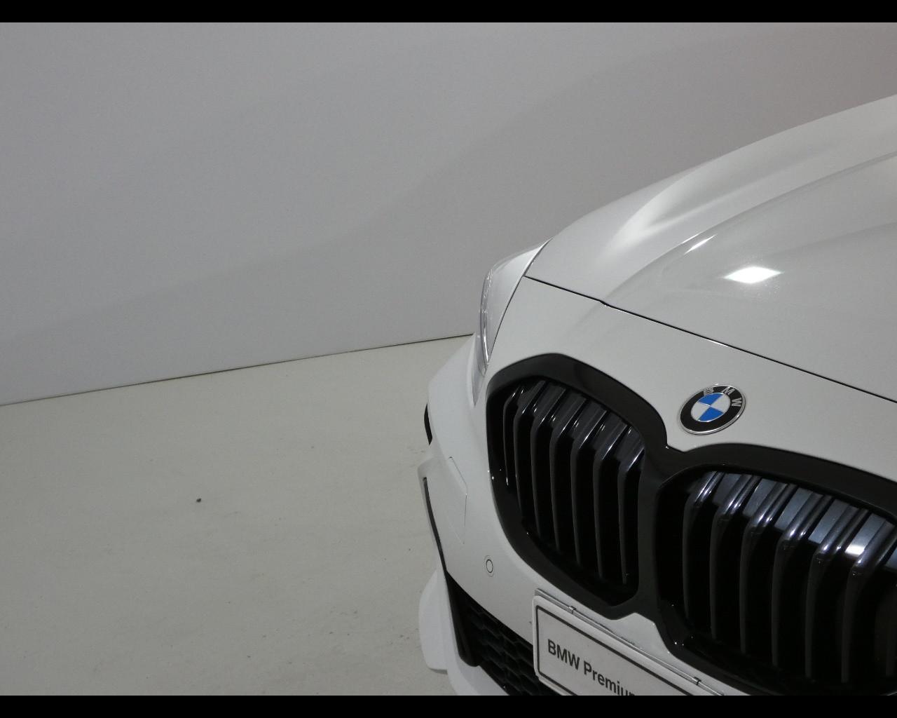 BMW Serie 1 (F40) - 118d 5p. Msport