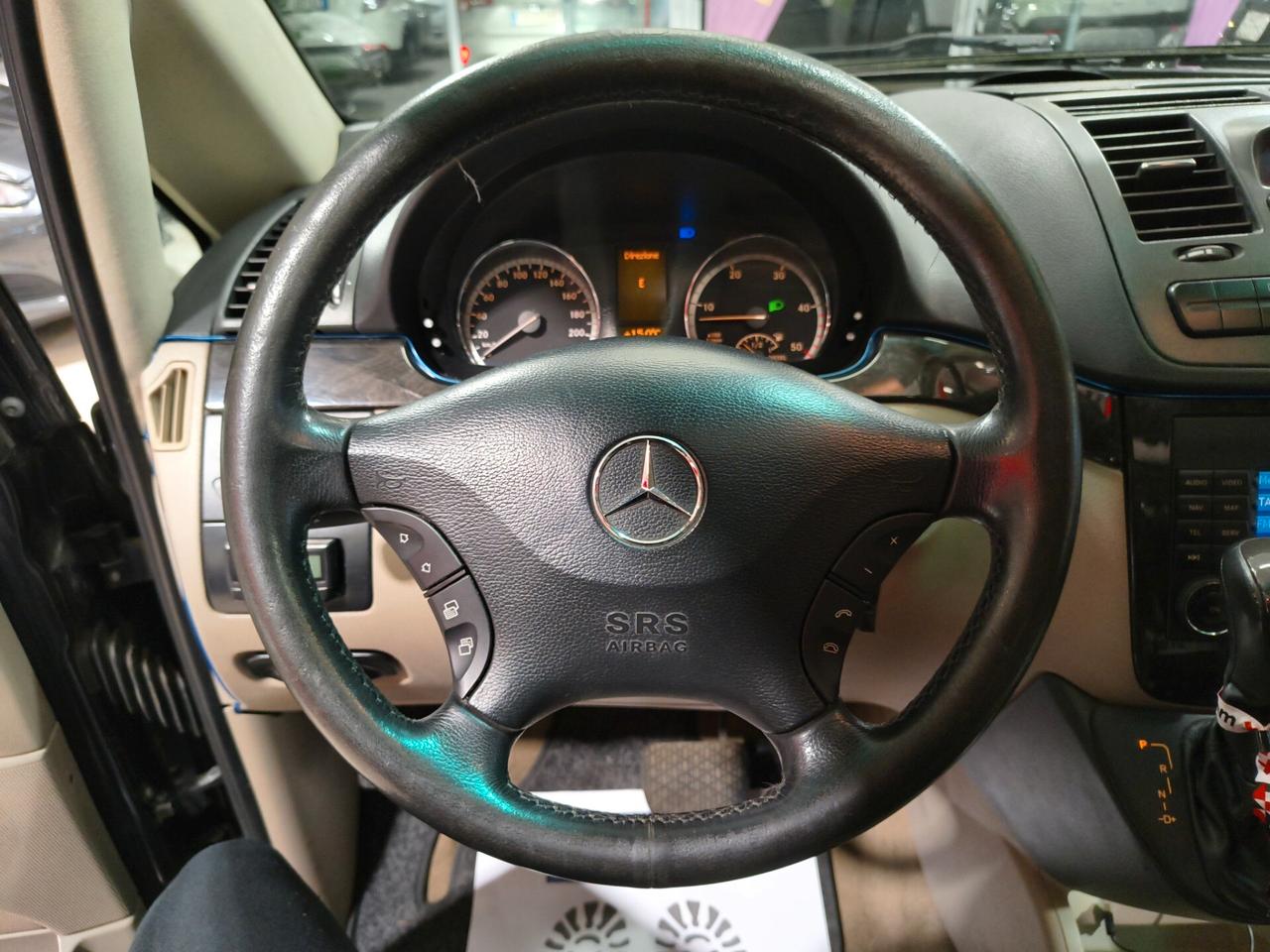 Mercedes-benz Viano 3.0 CDI komby long bi color