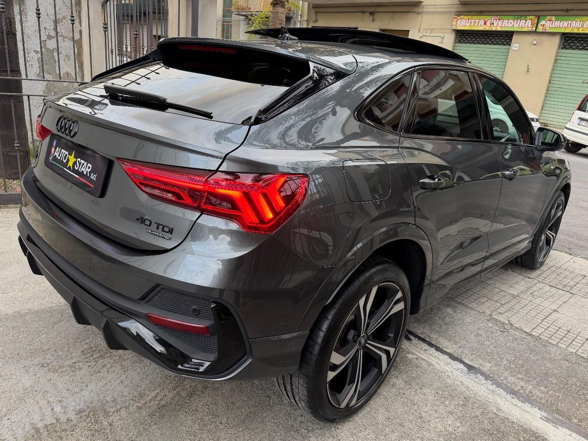 Audi Q3 Sportback 40TDI Quattro S-line Identity Black 200CV