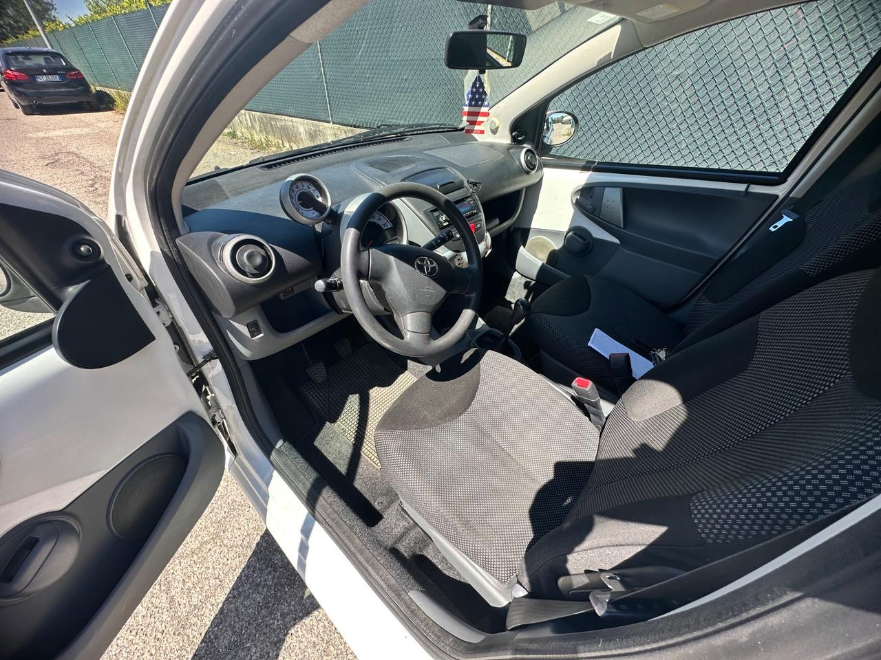 Toyota Aygo 1.0 12V VVT-i 5 porte