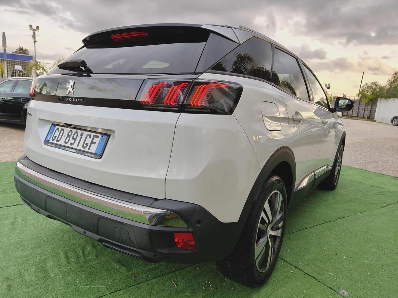 Peugeot 3008 BlueHDi 130 S&S EAT8 Allure Pack . 2021