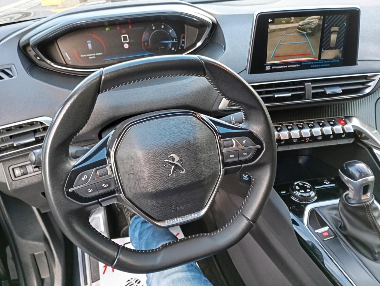 Peugeot 3008 1.5 BlueHDi 130CV Business