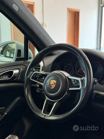Porsche Cayenne 3.0 Diesel 262 cv, platinium