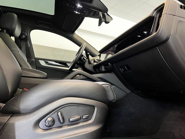 PORSCHE Cayenne 3.0 V6 E-Hybrid / TETTO PANORAMICO / GANCIO / 360°