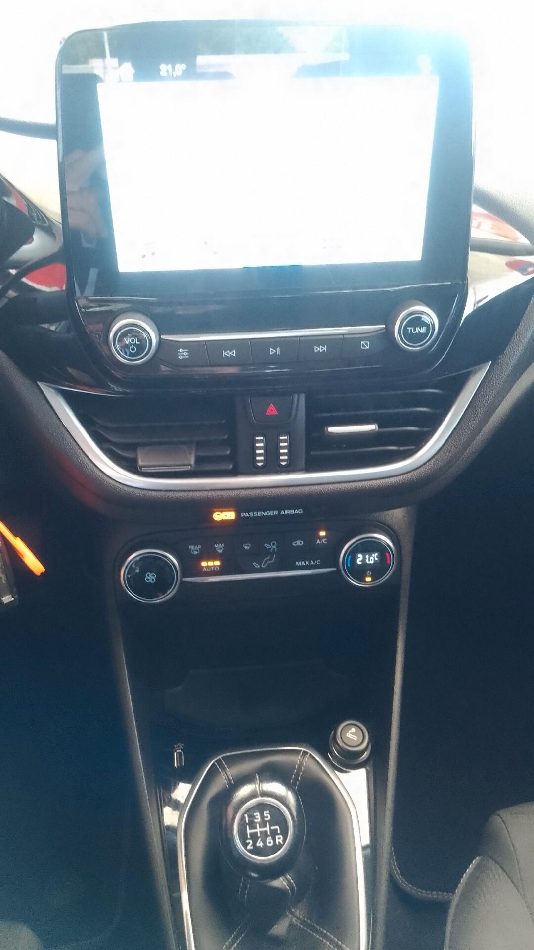 Ford Fiesta 1.5 TDCi TITANIUM 90milakm 2018 nuova