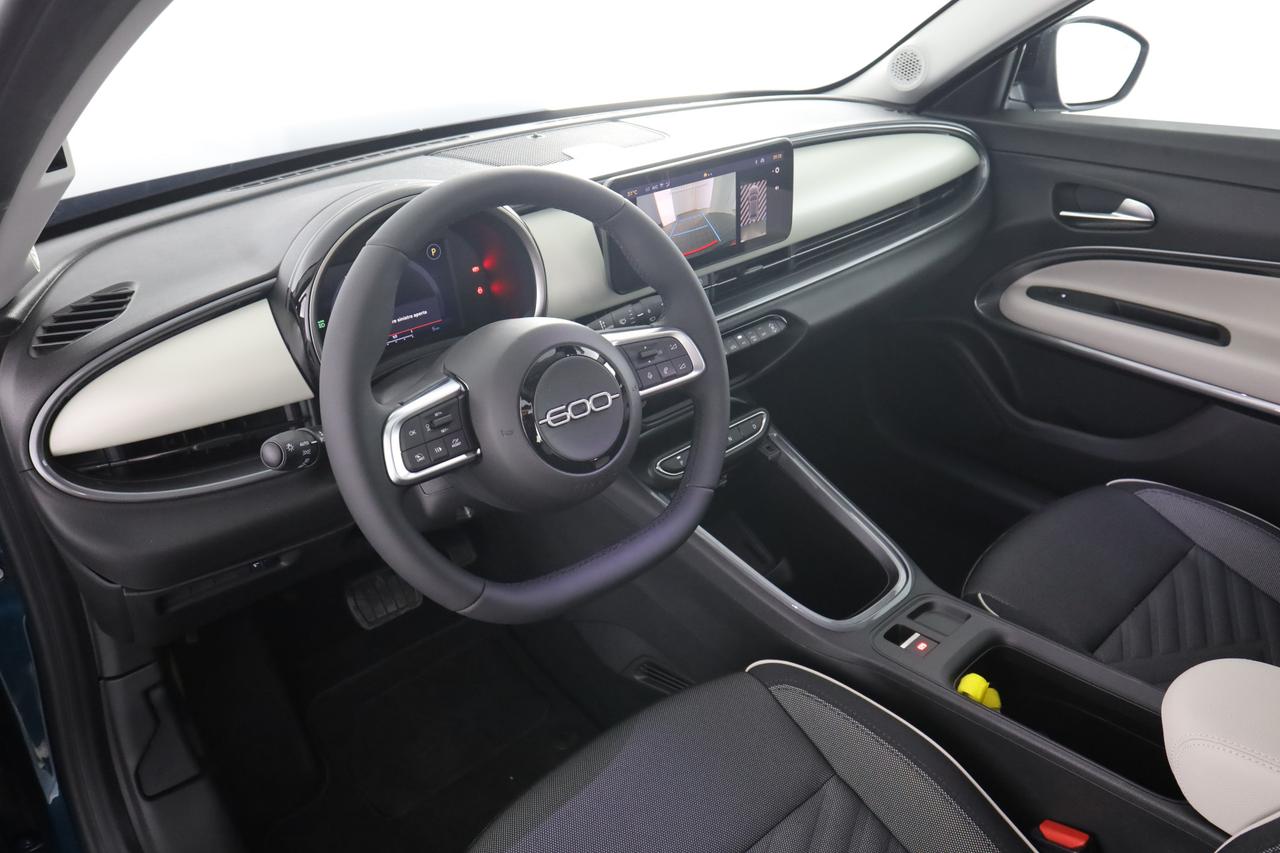 FIAT 600 (2023-->) 600 Hybrid 110 CV DCT MHEV La Prima