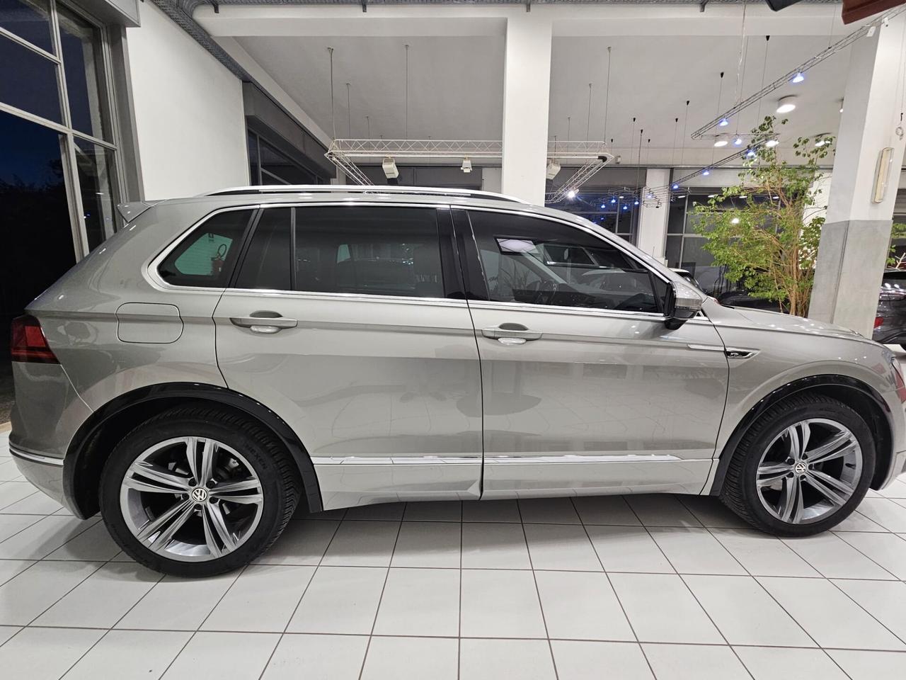 Volkswagen Tiguan 1.6 TDI R-Line