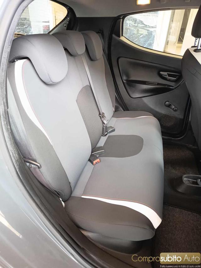 LANCIA Ypsilon 1.2 69 CV 5 porte Gold