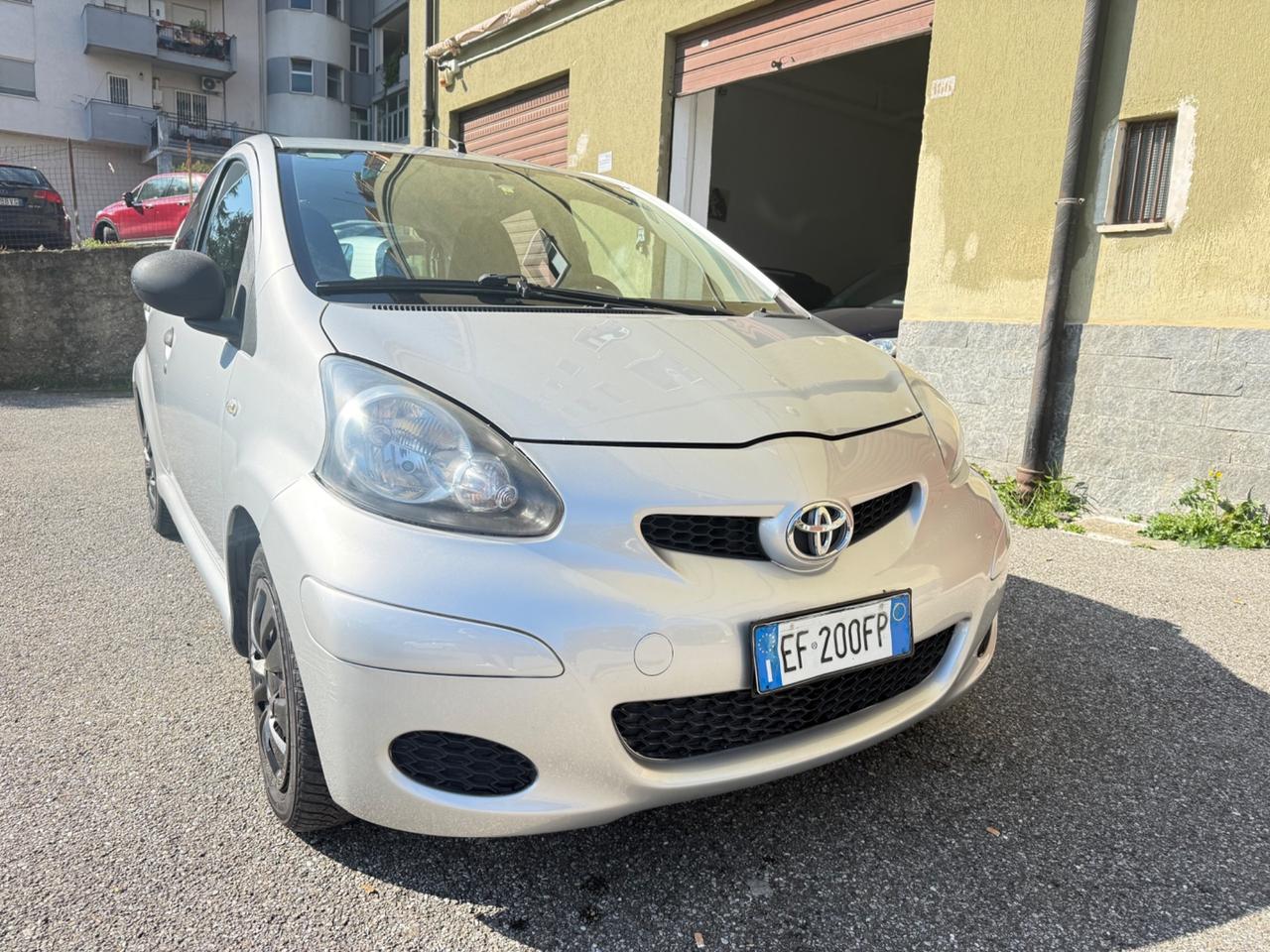 Toyota Aygo 1.0 12V VVT-i 5 porte Now