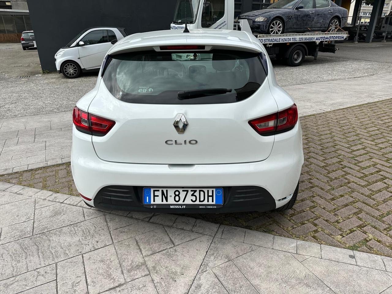 Renault Clio 1.2 75 CV 5 porte Duel