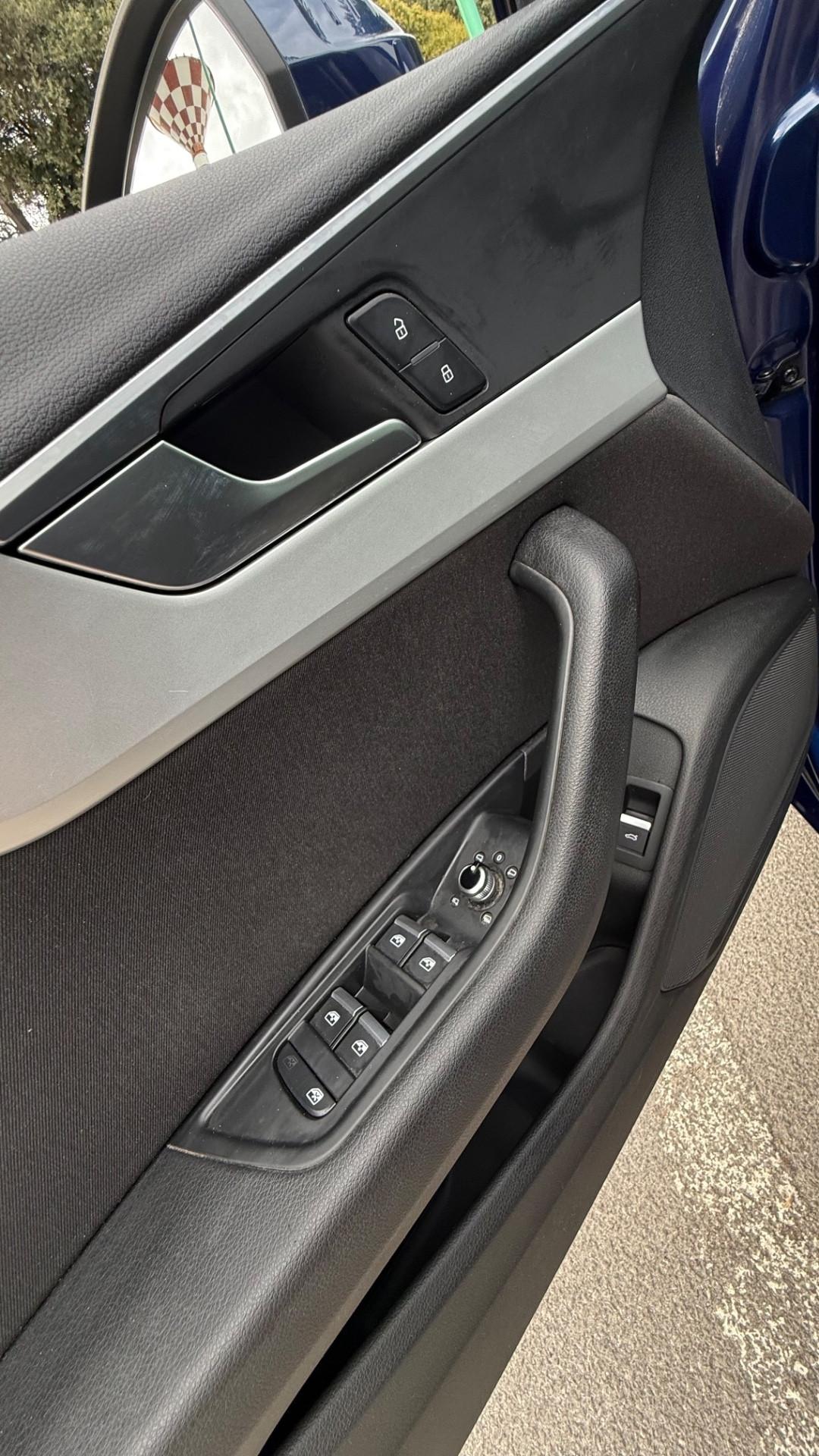 Audi A4 2.0 TDI 150 CV S tronic