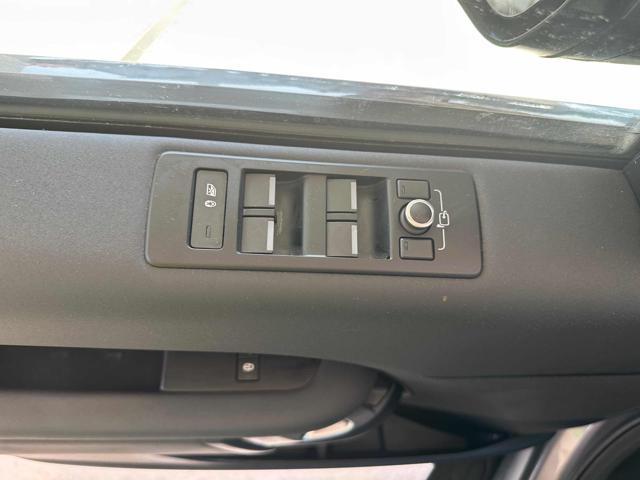 LAND ROVER Discovery *SUPER PREZZO*240CV HSE 7 POSTI STORICO LAND ROVER
