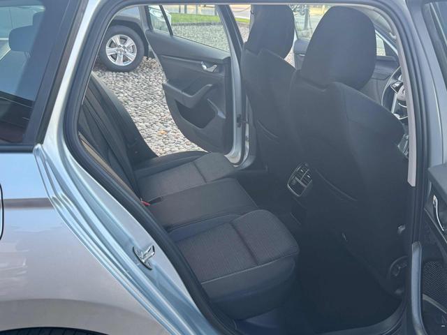 SKODA Octavia 2.0 TDI EVO SCR DSG Wagon Executive