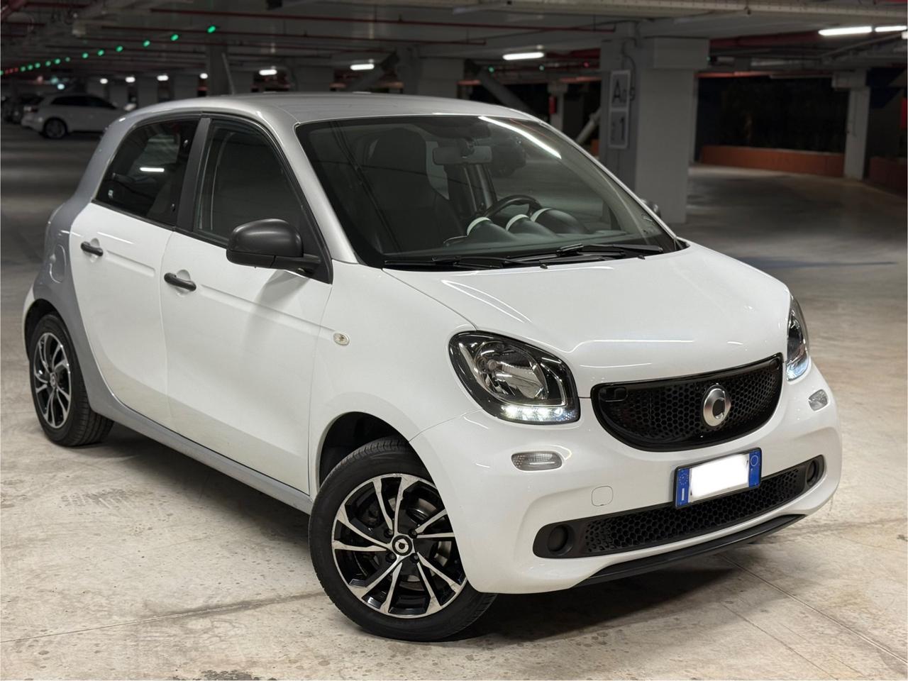 Smart ForFour 70 1.0 Youngster