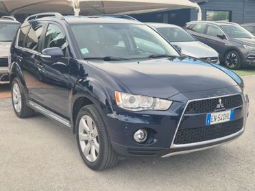 Mitsubishi Outlander 2.2 DI-D 4WD Intense