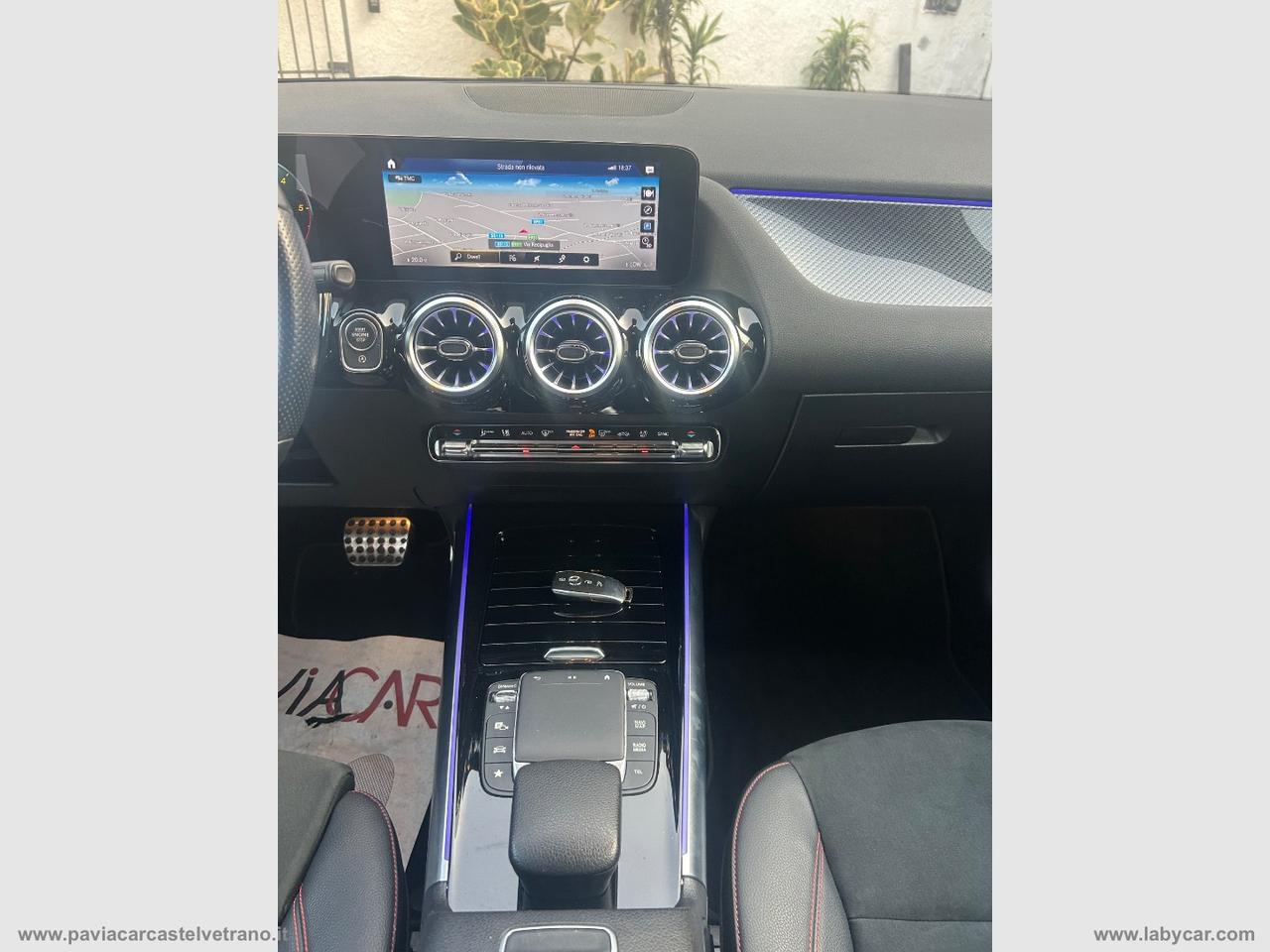 MERCEDES-BENZ GLA 200 d Automatic 4Matic Premium