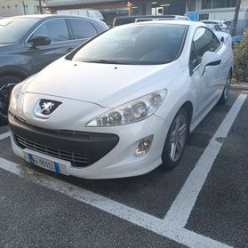 Peugeot 308 1.6 HDi 112CV CC Féline