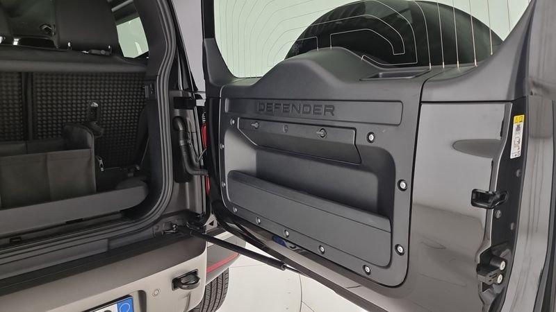 Land Rover Defender 90 3.0D I6 200 CV AWD Auto X-Dynamic SE