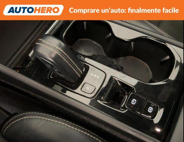 VOLVO XC40 T4 Geartronic R-design