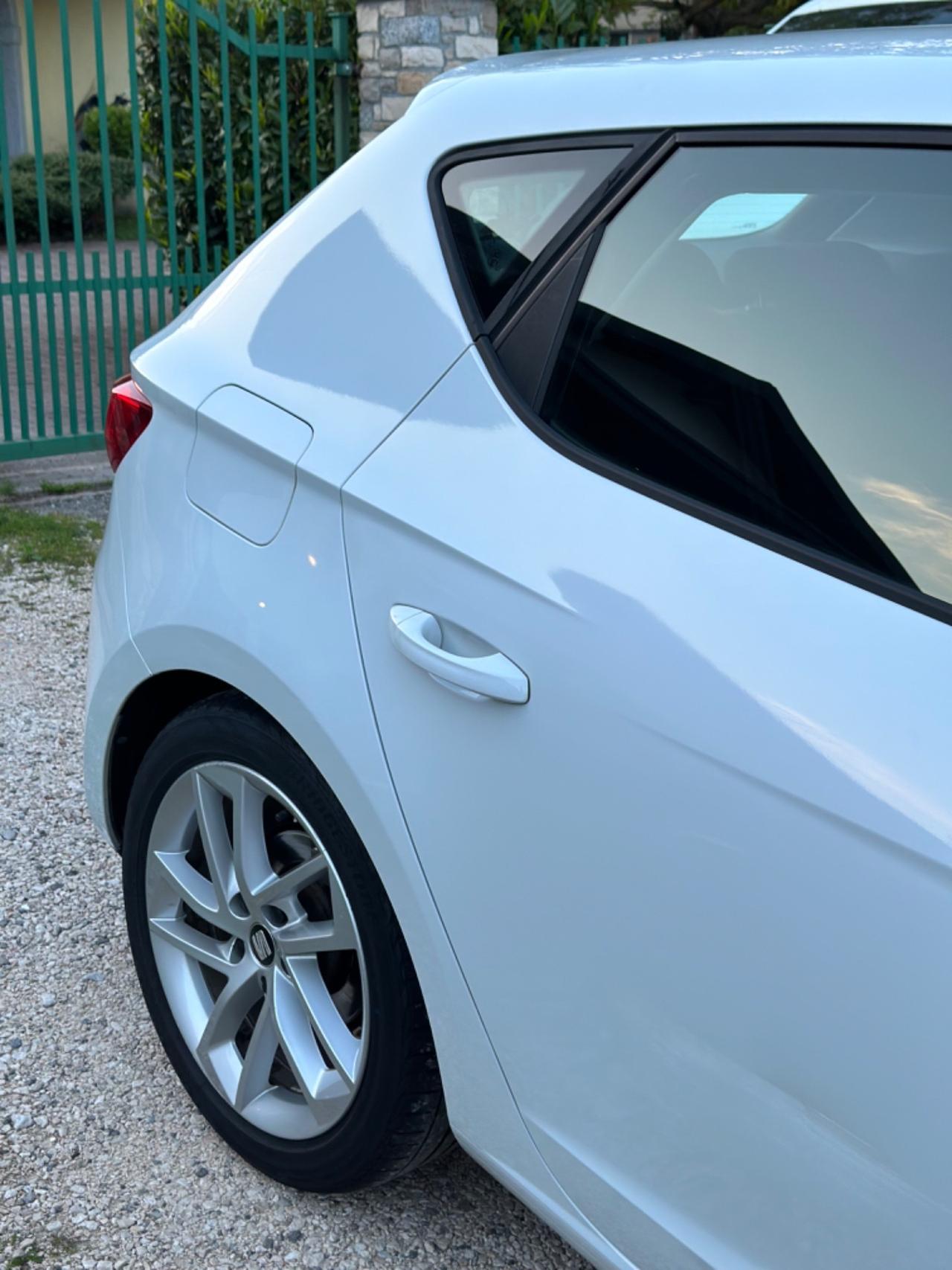 Seat LEON 1.6 TDI 105 CV 5p. STYLE KMCERT UNICOPR