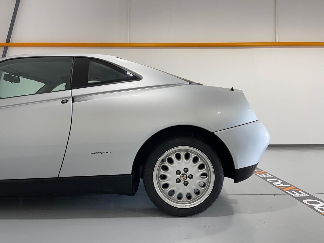 Alfa Romeo GTV 2.0i V6 turbo cat