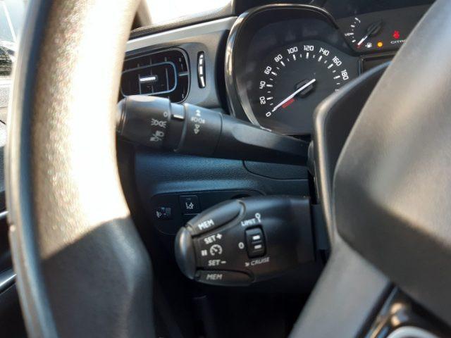 CITROEN C3 PureTech 82 Shine