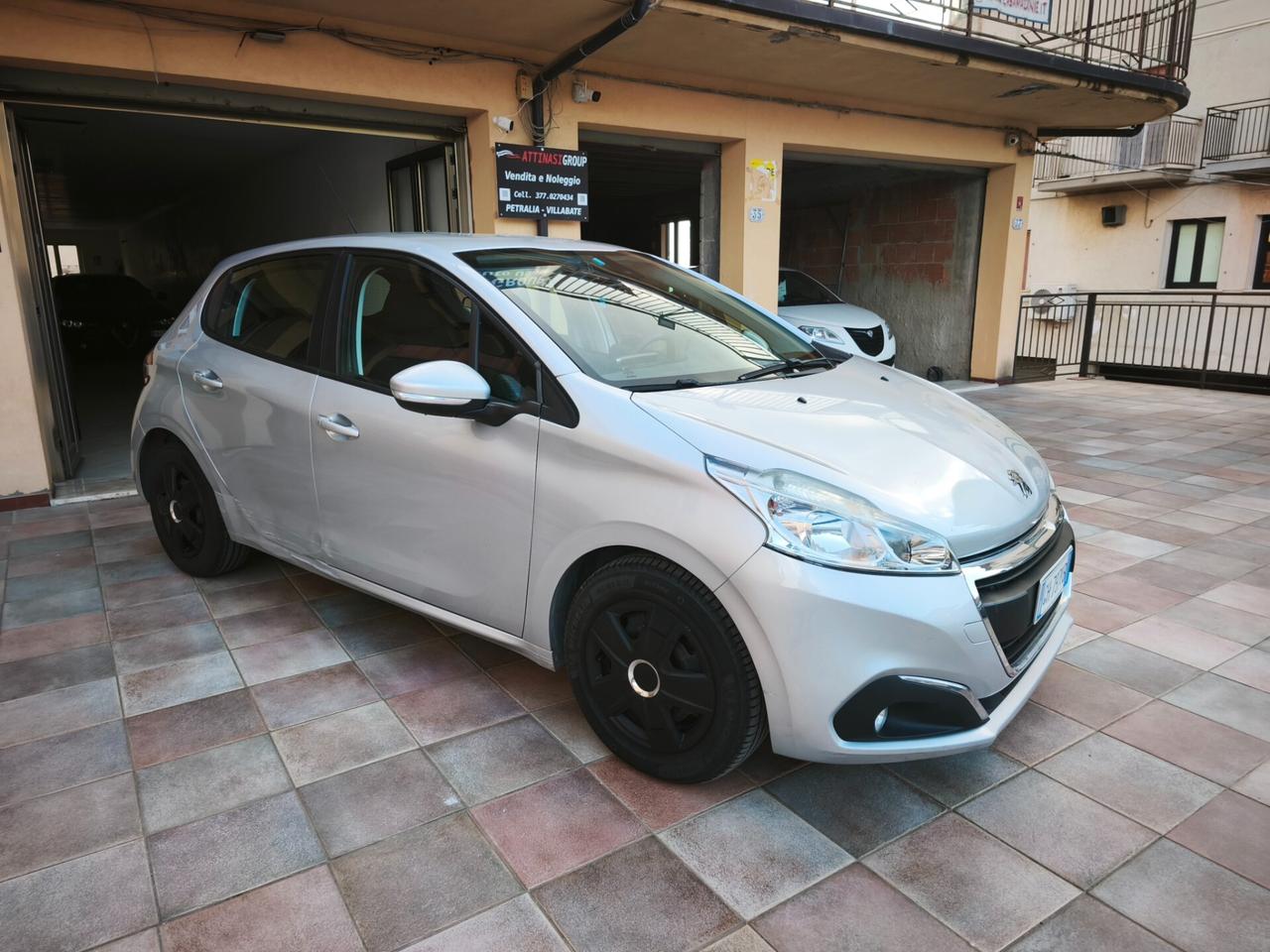 Peugeot 208 1.6 BlueHDi 75 CV
