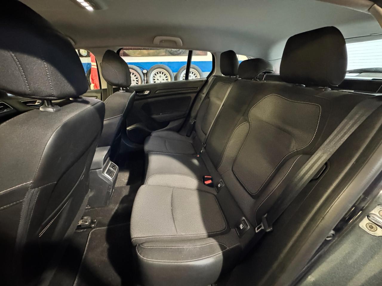 Renault Megane Mégane dCi 8V 110 CV EDC Energy Intens
